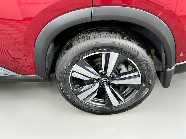 New 2025 Nissan Rogue SL w/ Tech Package image 25