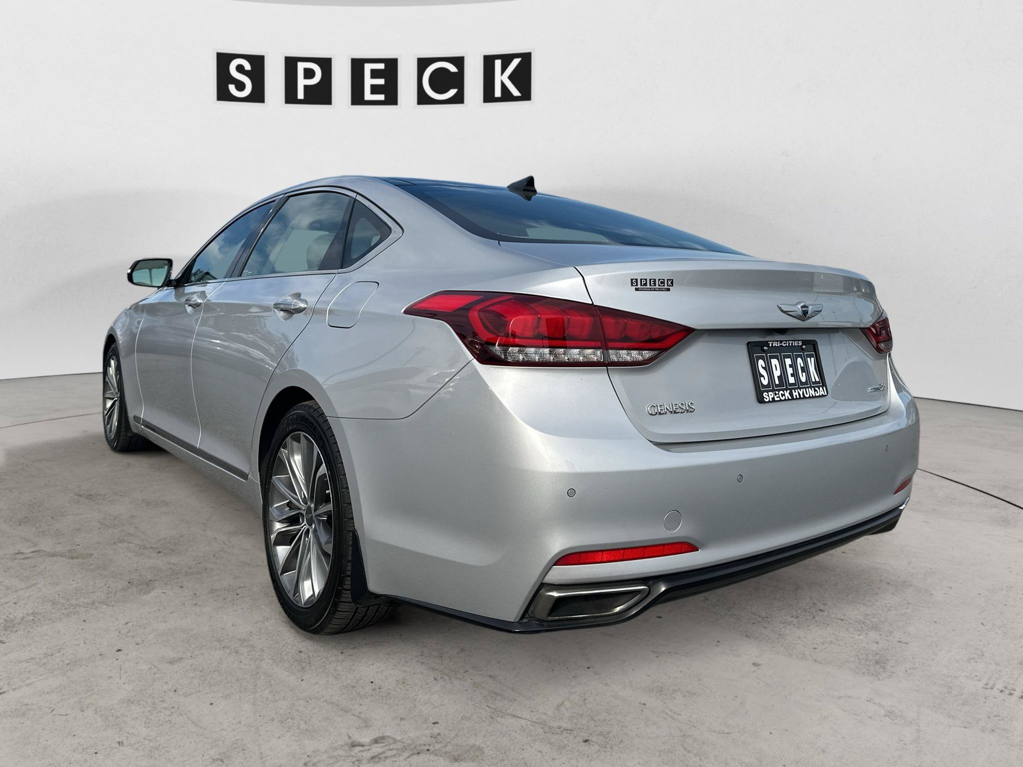 Used 2015 Hyundai Genesis 3.8 w/ Option Group 04 AWD/4WD image 3