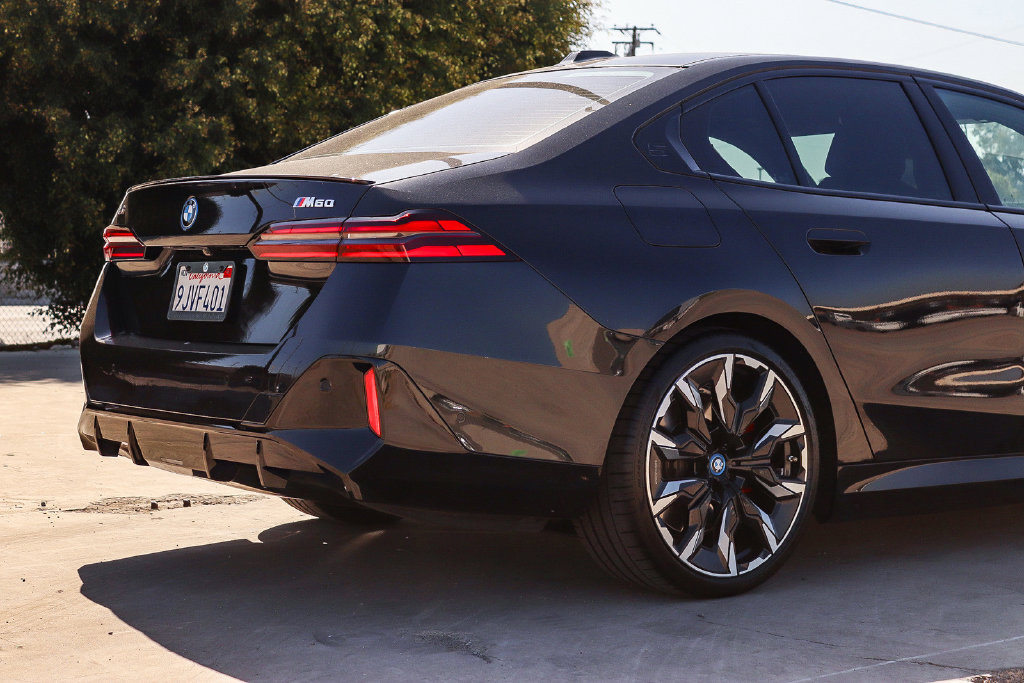 Used 2024 BMW i5 M60 w/ Executive Package AWD/4WD image 11