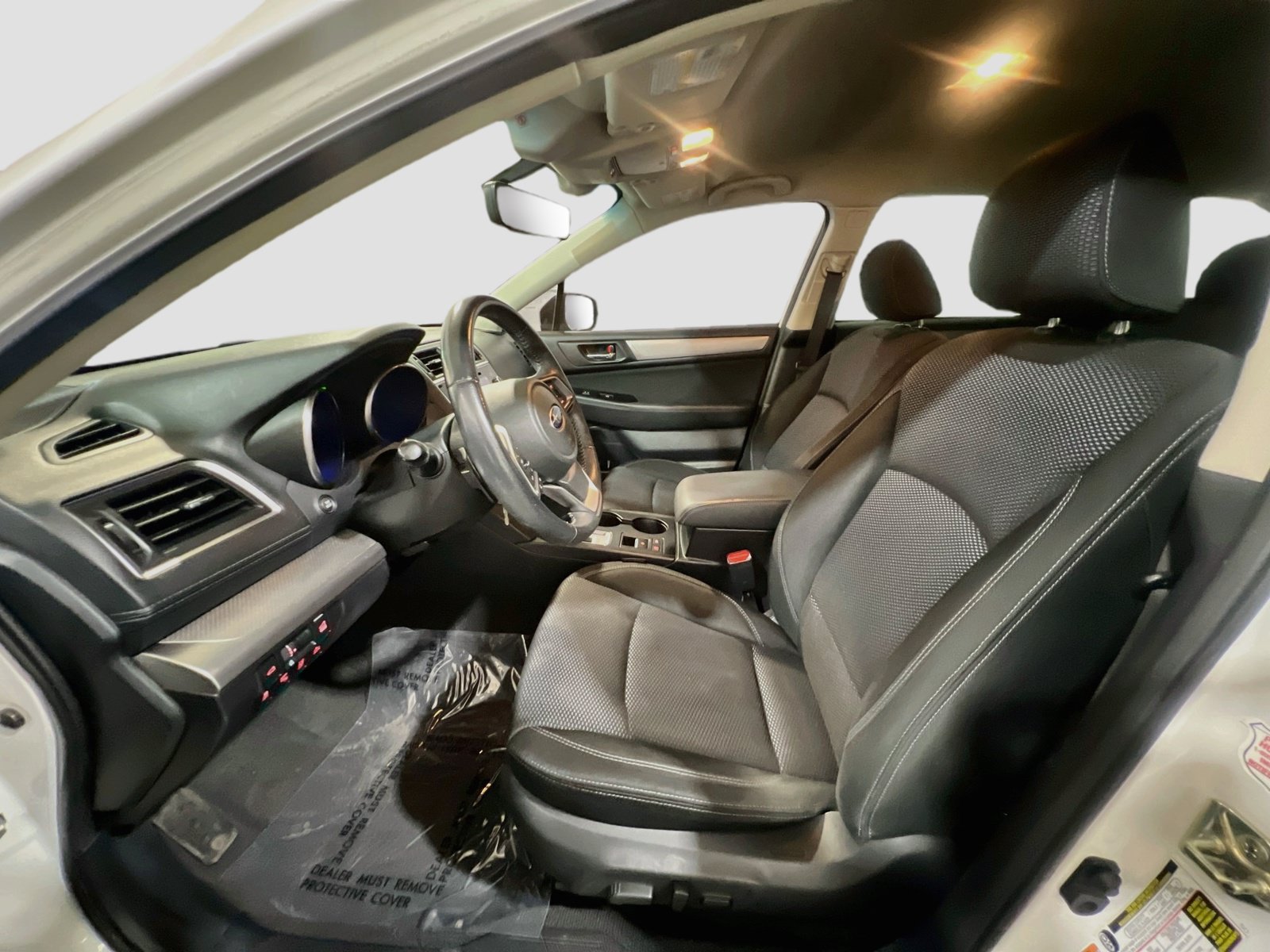 Used 2019 Subaru Outback 2.5i Premium AWD/4WD image 14