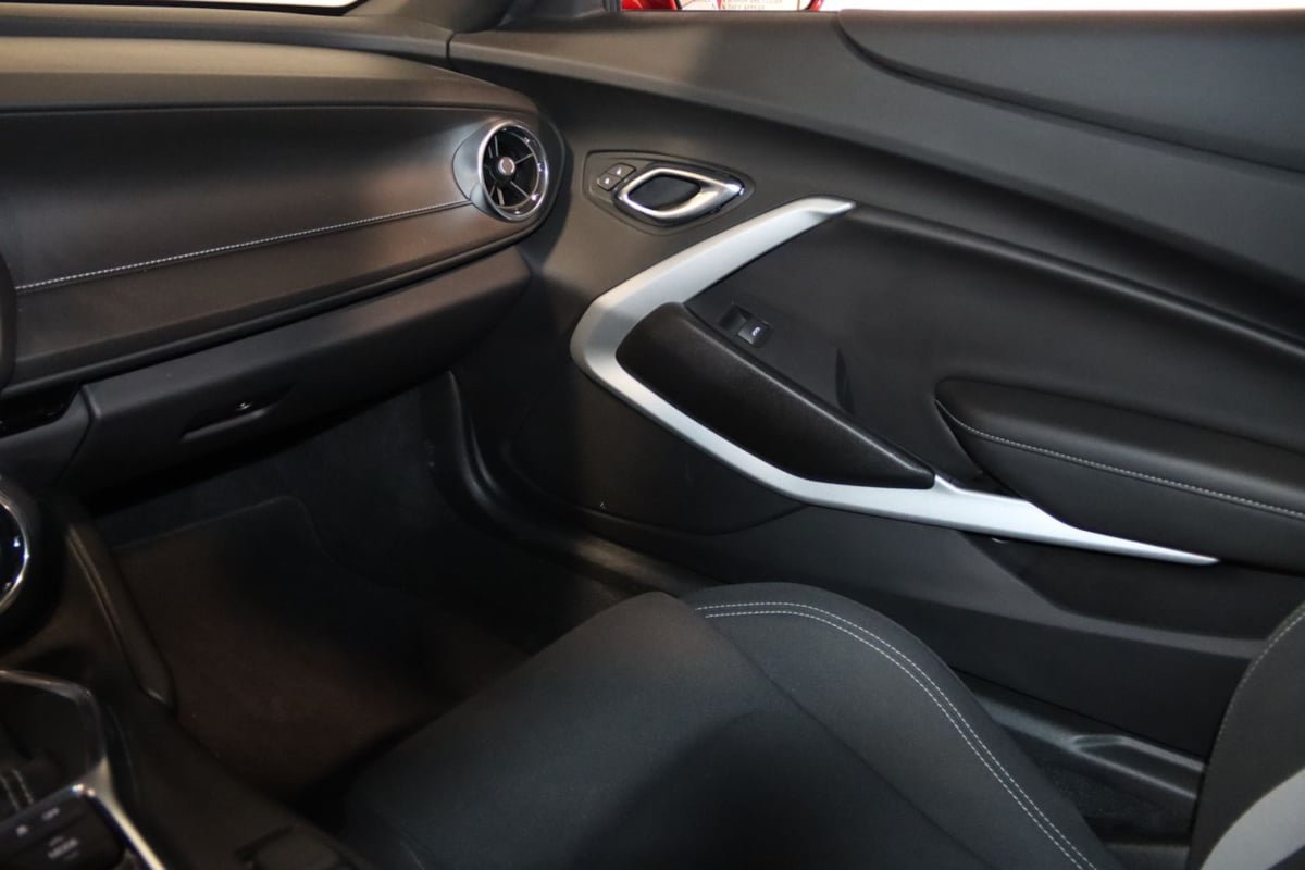 Used 2021 Chevrolet Camaro LT w/ RS Package RWD image 47
