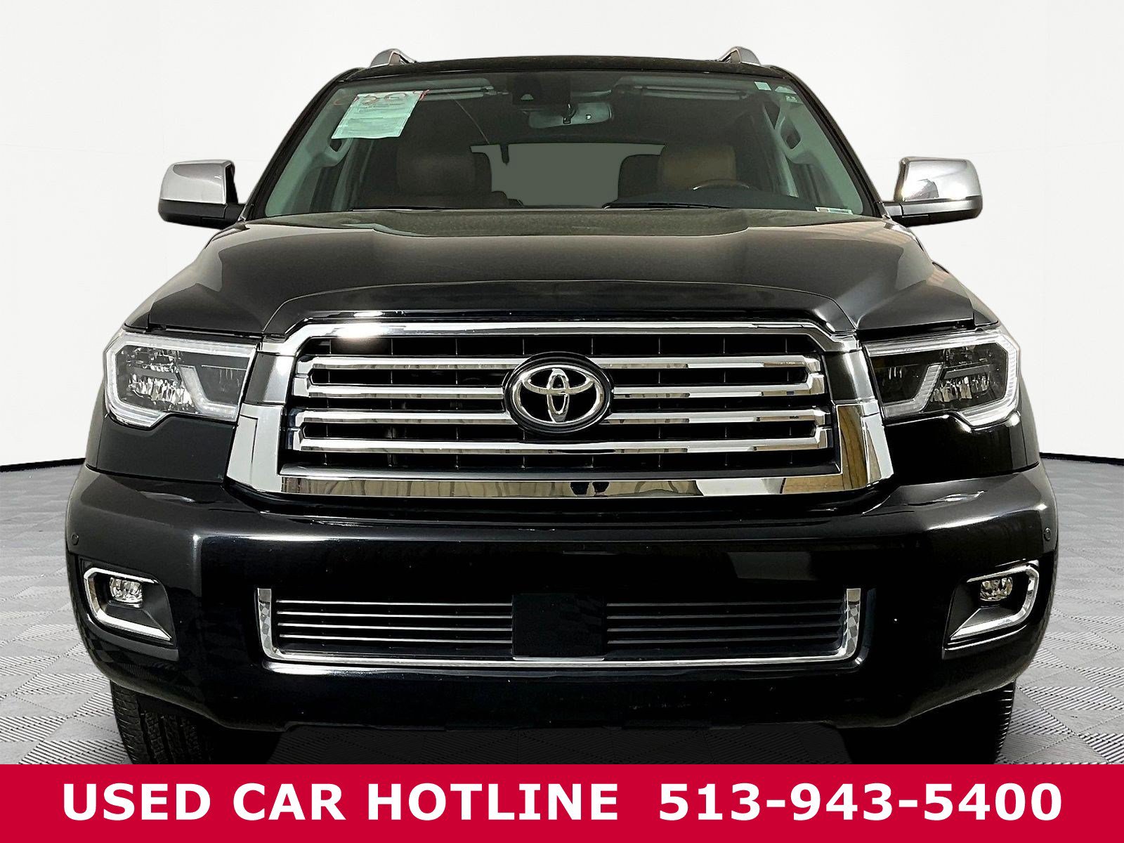 Used 2020 Toyota Sequoia Platinum w/ Preferred Accessory Package AWD/4WD image 2
