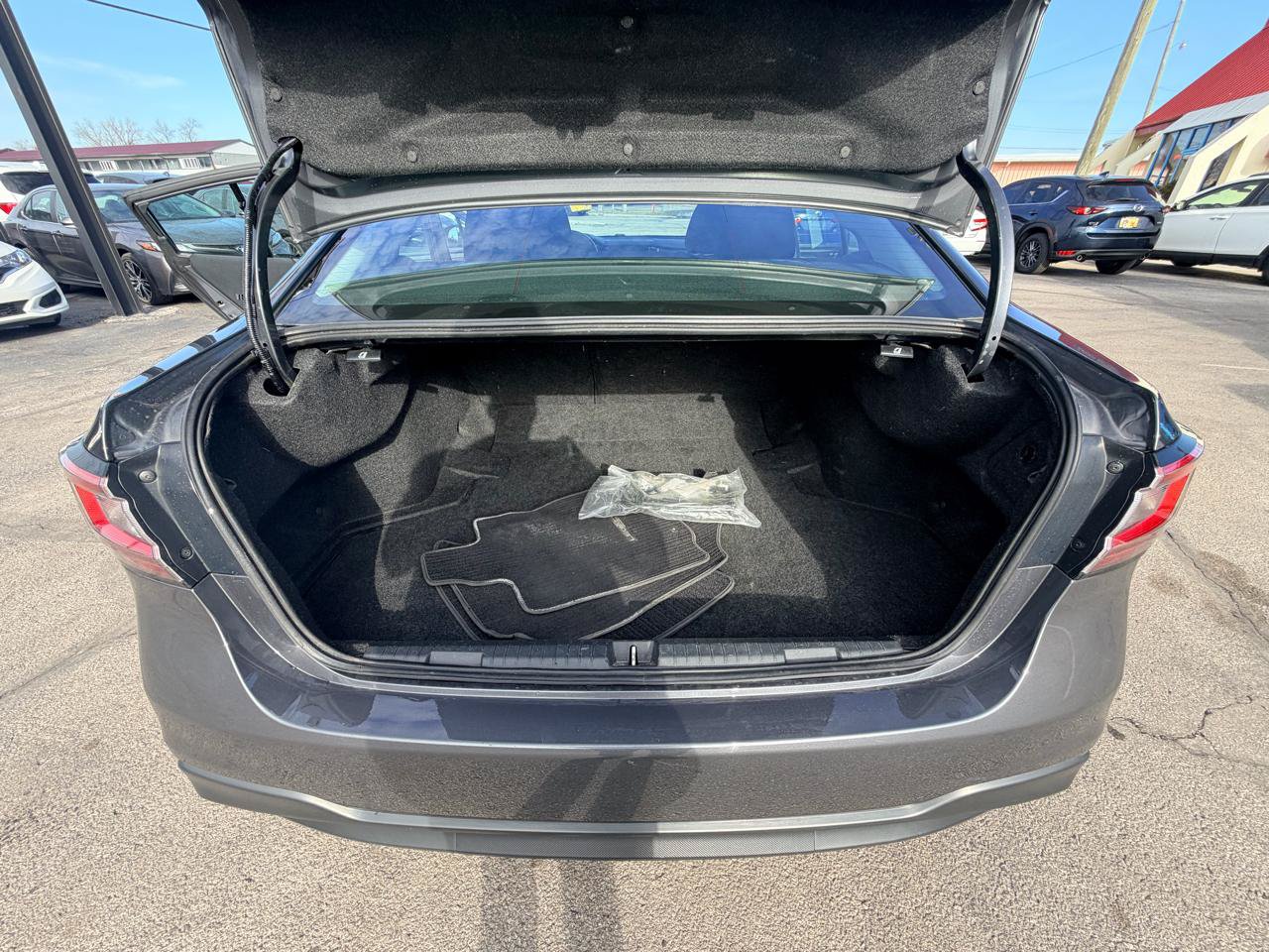 Used 2024 Subaru Legacy Premium AWD/4WD image 18