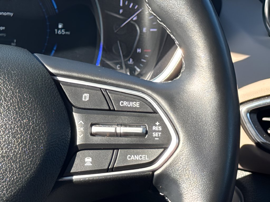 Used 2020 Hyundai Santa Fe Limited AWD/4WD image 16