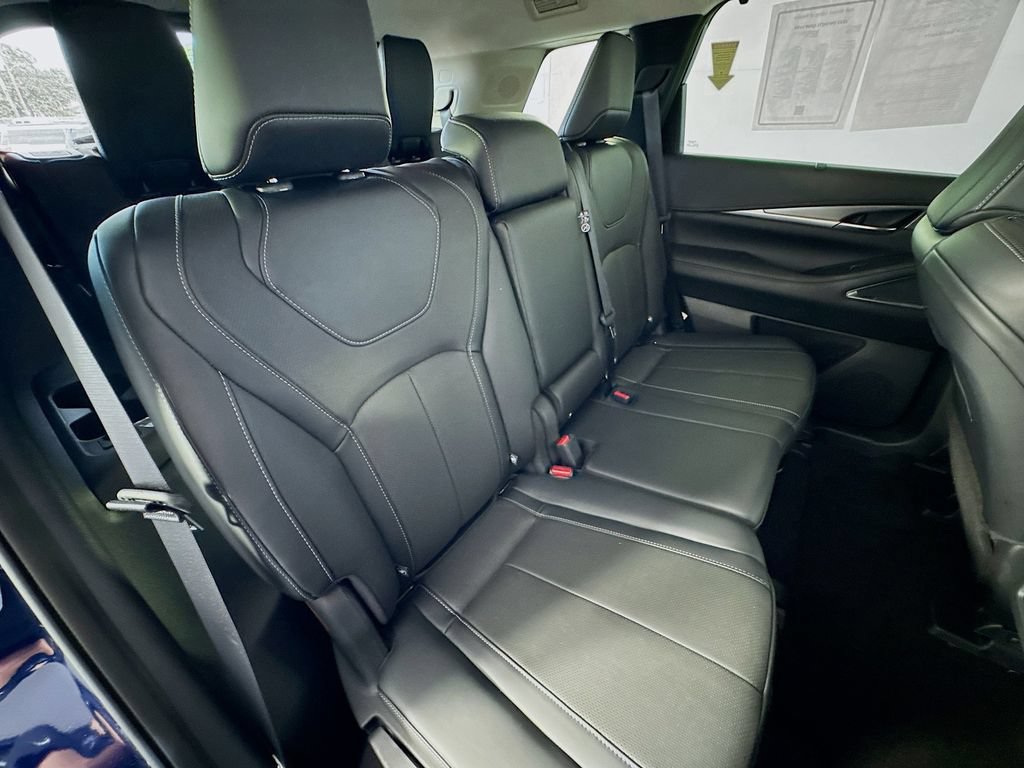 Certified 2023 INFINITI QX60 Luxe w/ Performance Audio Package FWD image 30