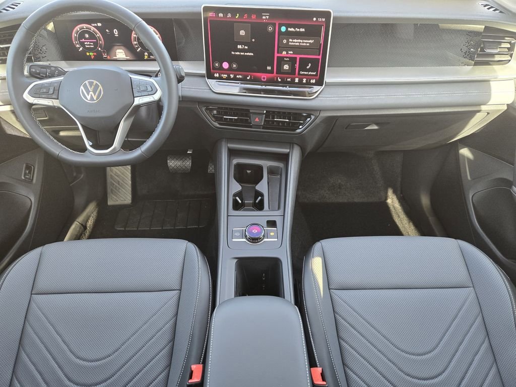New 2026 Volkswagen Tiguan SE FWD image 20