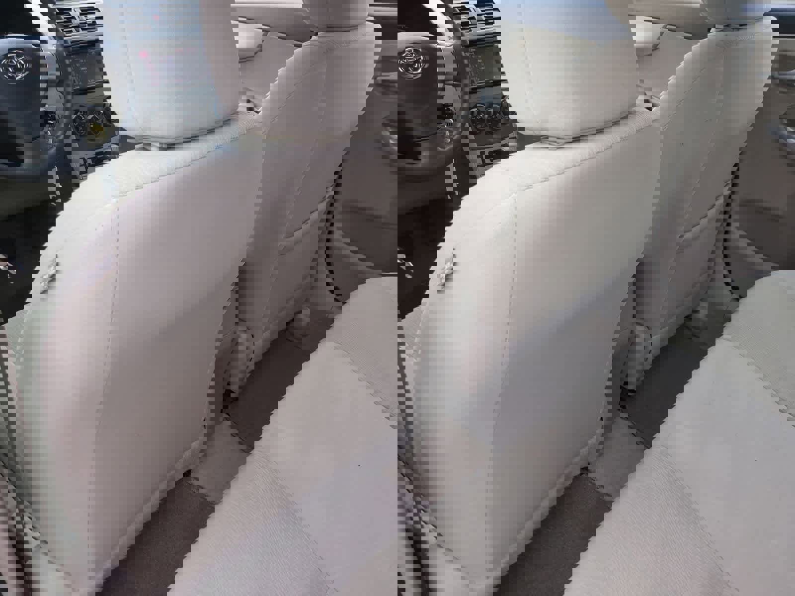 Used 2013 Toyota Corolla LE image 18