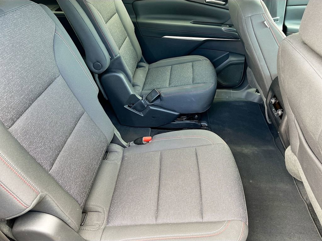 Used 2024 Chevrolet Traverse Z71 image 28