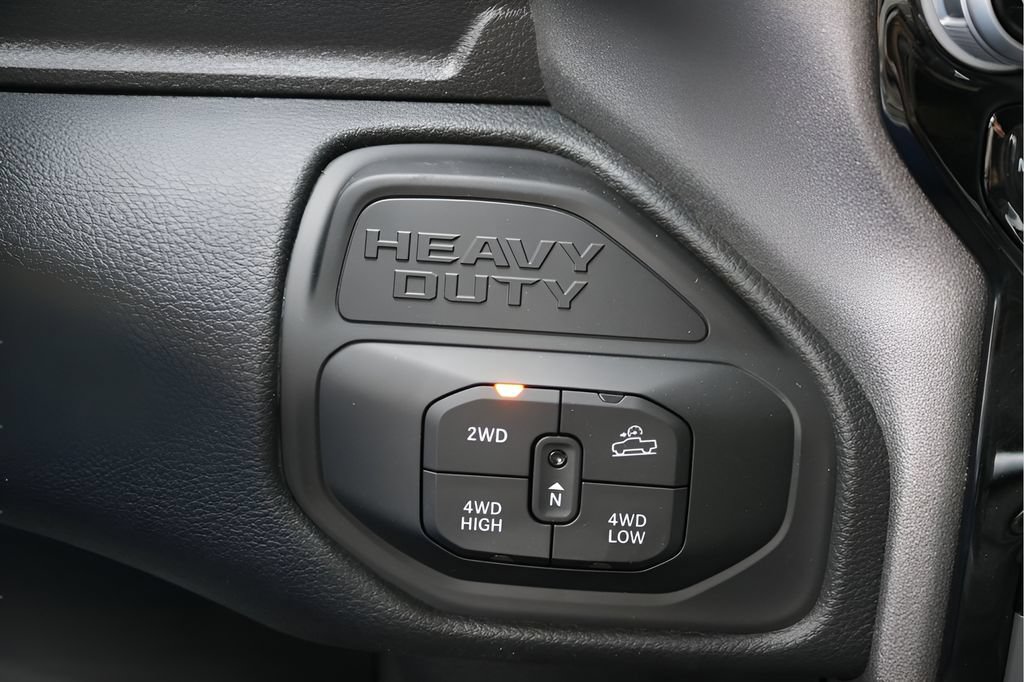 New 2026 RAM 2500 Warlock AWD/4WD image 22