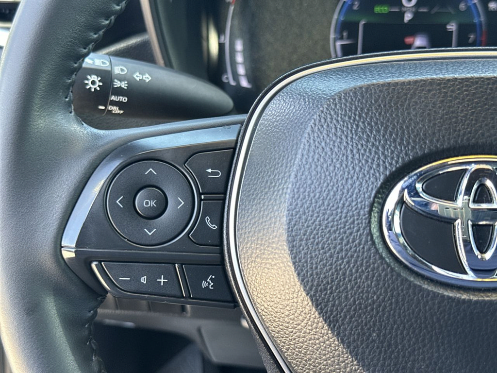 Used 2026 Toyota Corolla SE FWD image 29