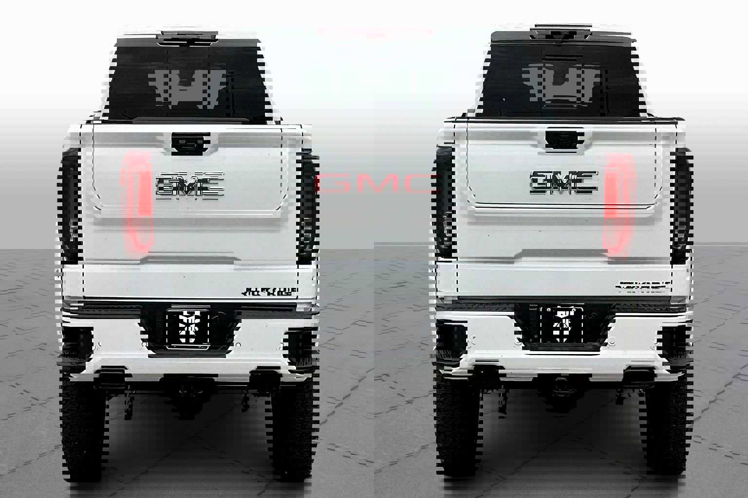 New 2025 GMC Sierra 1500 AT4 w/ AT4 Premium Package image 4