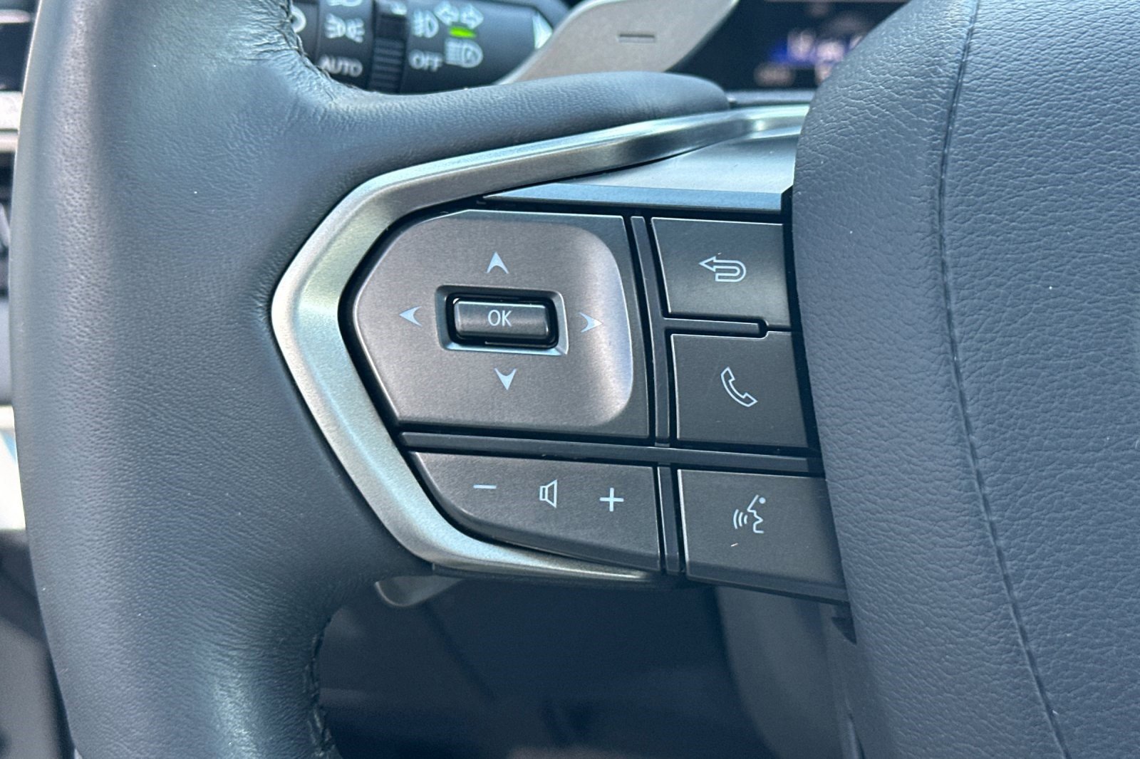 Used 2023 Lexus RX 350 Premium image 30