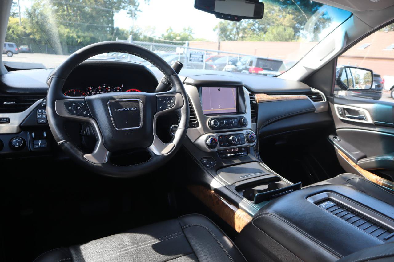 Used 2015 GMC Yukon XL Denali w/ Premium Package AWD/4WD image 21