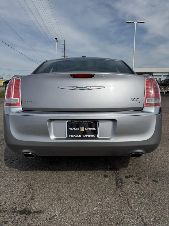 Used 2013 Chrysler 300 C image 8