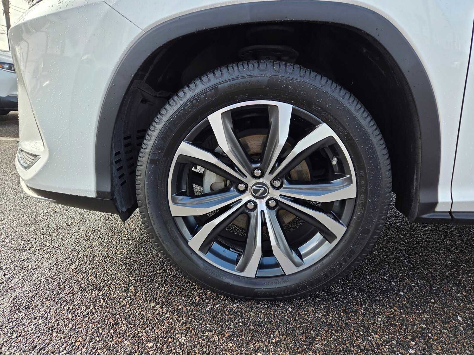 Used 2021 Lexus RX 350L FWD w/ Premium Package image 9
