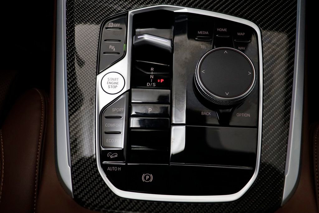 Used 2026 BMW X5 M60i image 12