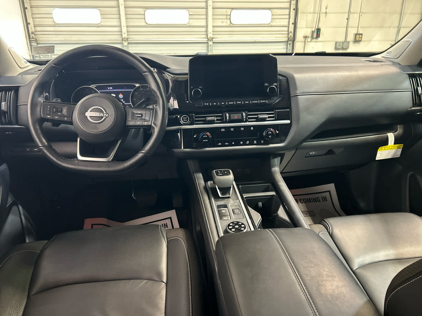 Used 2024 Nissan Pathfinder SL w/ SL Premium Package AWD/4WD image 12