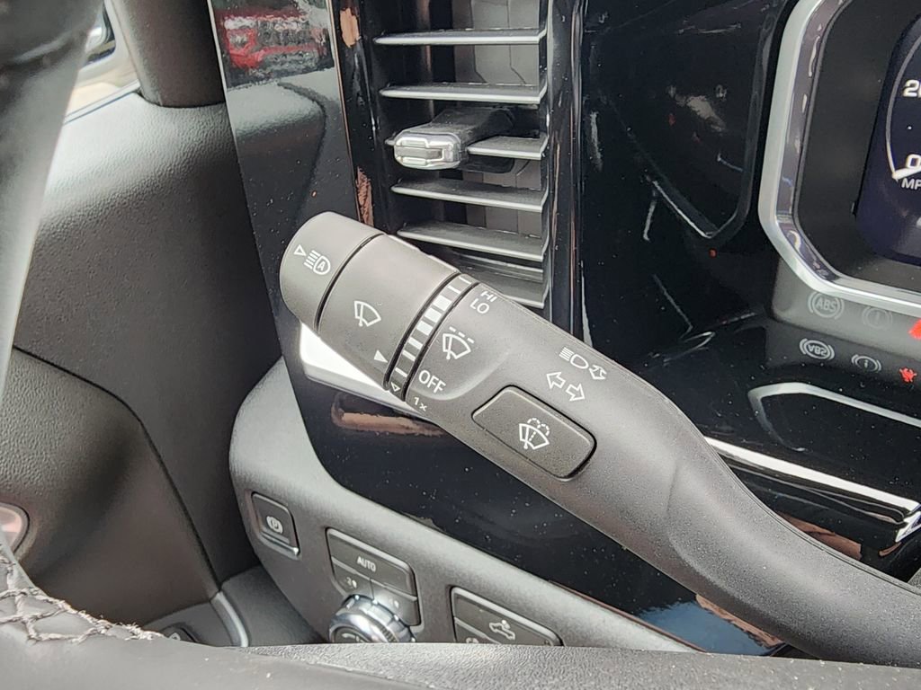 New 2026 GMC Sierra 1500 Elevation AWD/4WD image 24