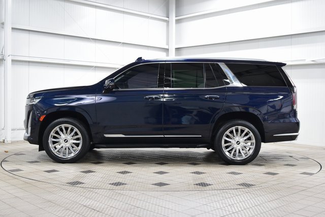 Used 2021 Cadillac Escalade Premium Luxury w/ Driver Assist Tech Package image 4