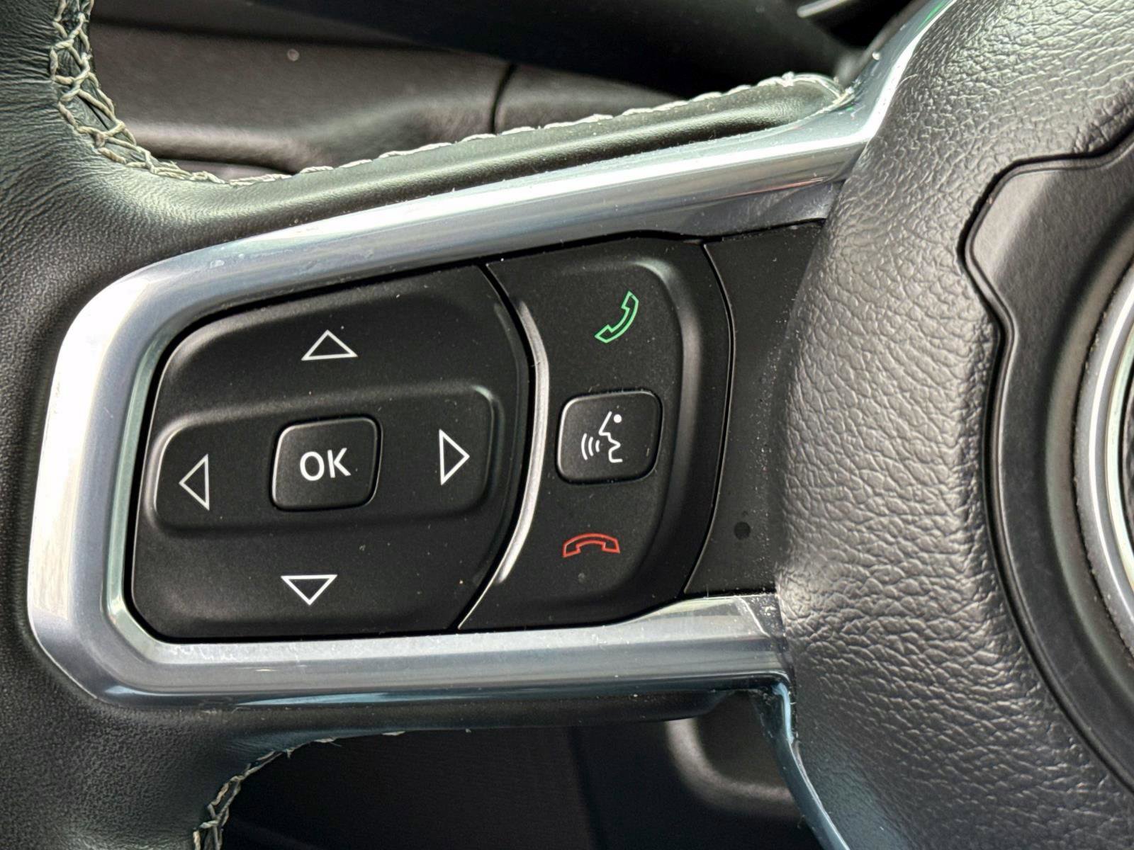 Used 2023 Jeep Wrangler Unlimited Sahara w/ Cold Weather Group image 16