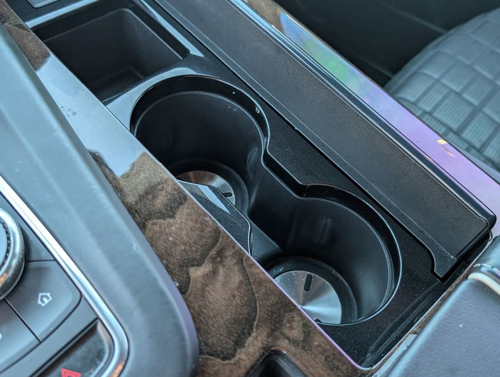 Certified 2023 Cadillac Escalade ESV Sport Platinum image 32