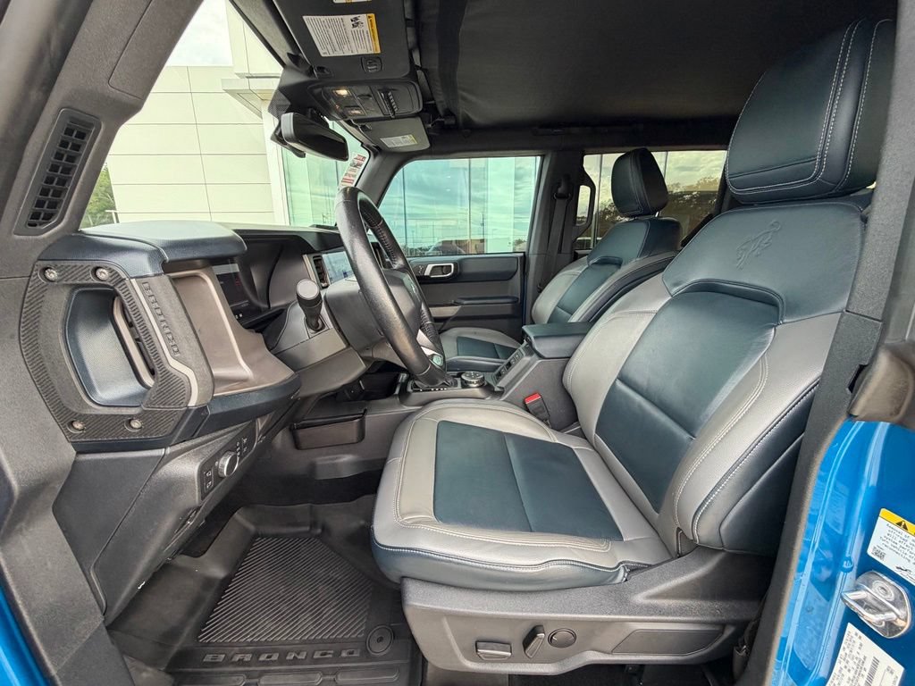 Used 2021 Ford Bronco Outer Banks w/ Sasquatch Package AWD/4WD image 17