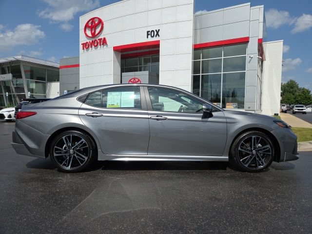 Used 2026 Toyota Camry XSE w/ Premium Plus Package FWD image 8