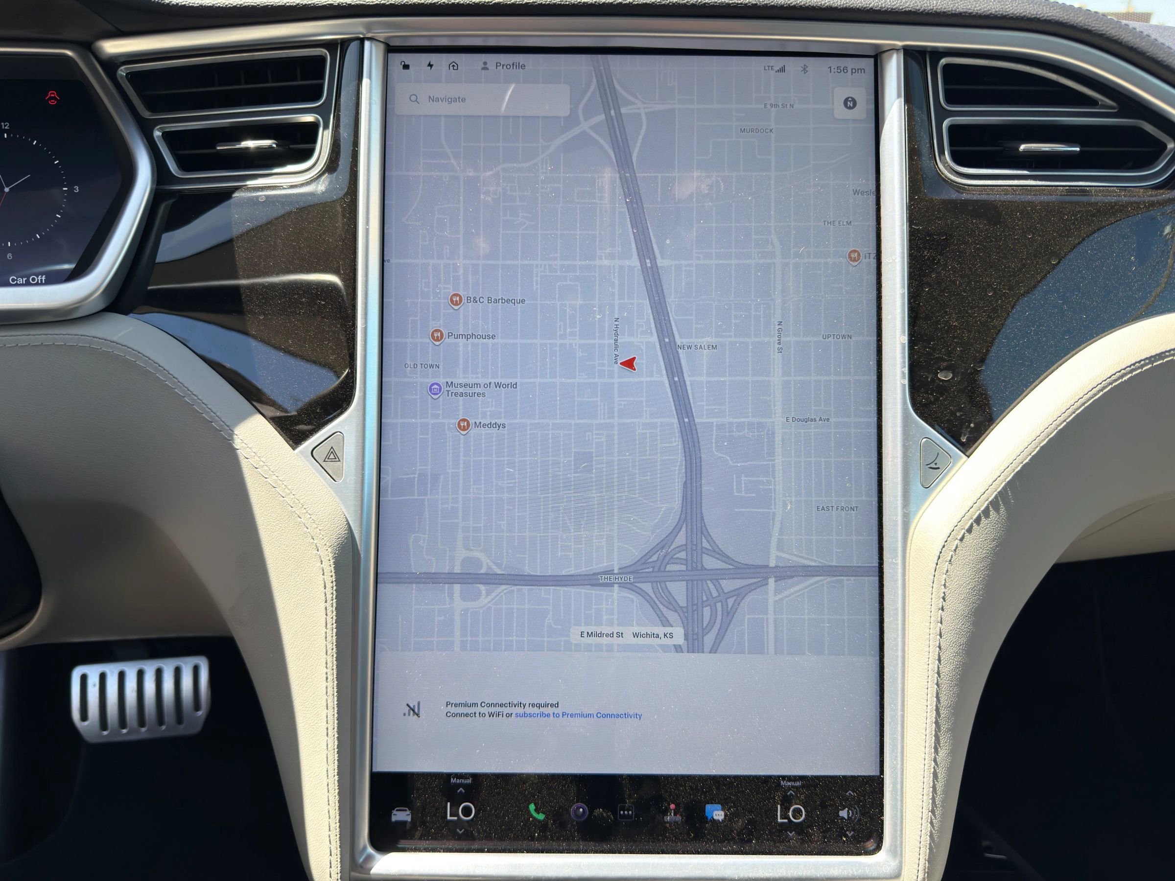 Used 2013 Tesla Model S Performance RWD image 14