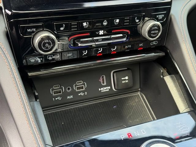 Used 2023 Jeep Grand Cherokee Summit AWD/4WD image 22