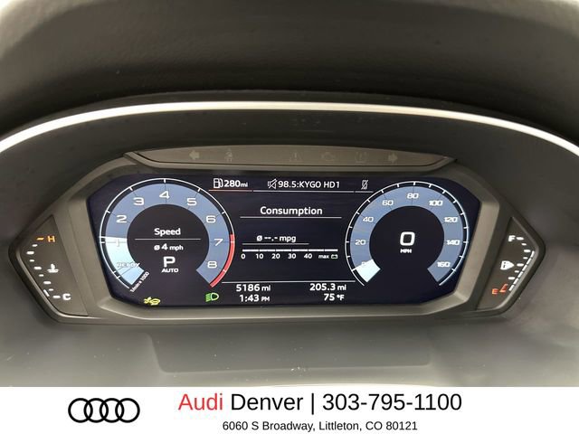 Used 2025 Audi Q3 2.0T Premium w/ Convenience Package AWD/4WD image 15