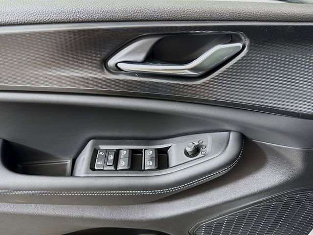 New 2025 Jeep Grand Cherokee Laredo image 17