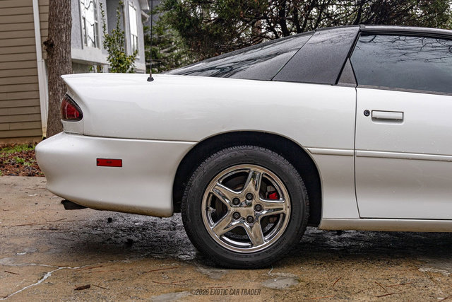 Used 1998 Chevrolet Camaro Z28 w/ Preferred Equipment Group 2 image 10