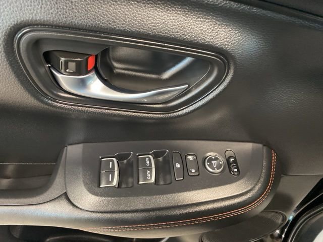 Used 2024 Honda HR-V Sport image 30