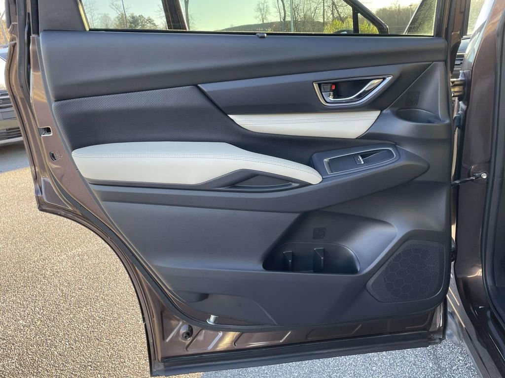Used 2019 Subaru Ascent Limited image 2