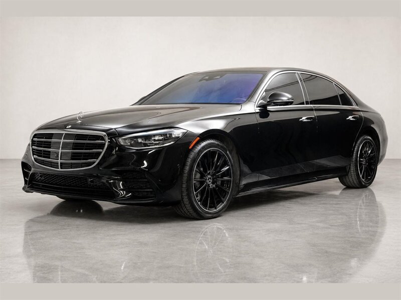 Used 2022 Mercedes-Benz S 500 4MATIC w/ AMG Line Package image 7
