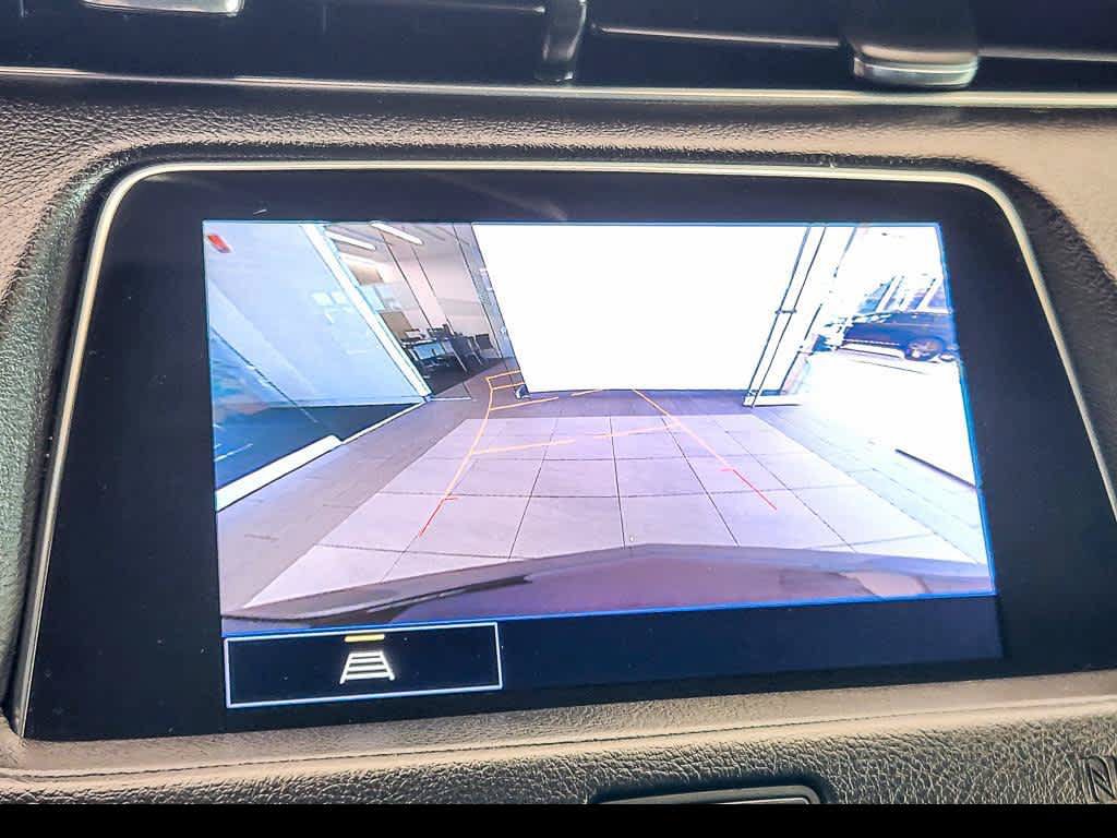 Used 2021 Cadillac XT4 Premium Luxury AWD/4WD image 18