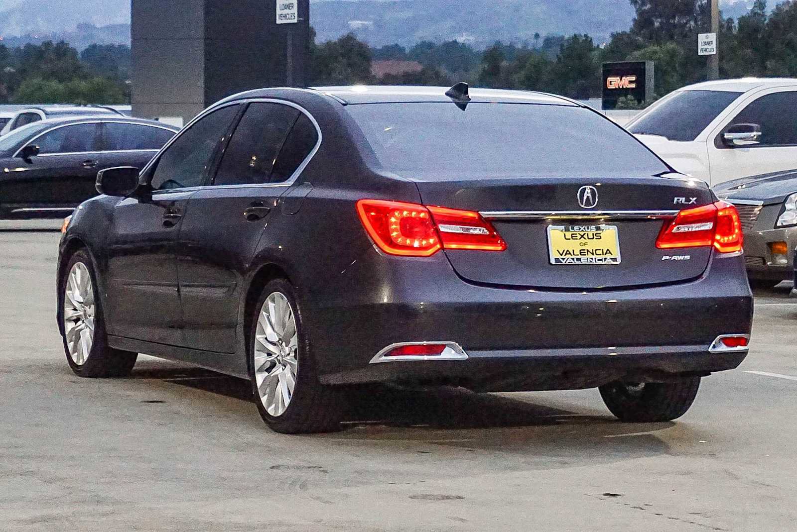 Used 2014 Acura RLX w/ Advance Package image 2