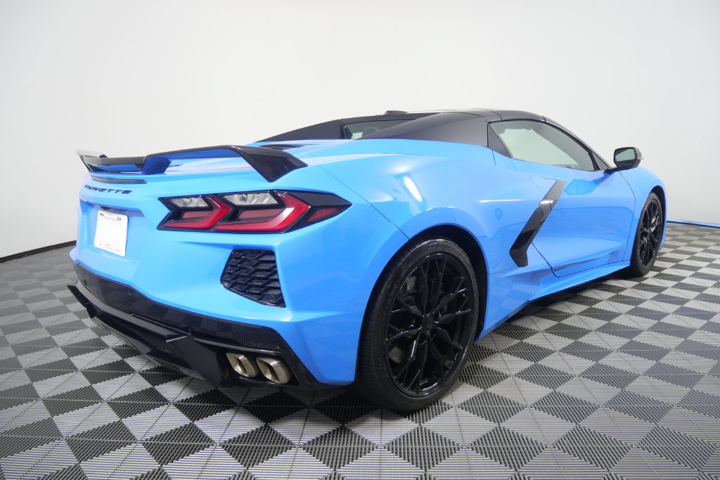Used 2024 Chevrolet Corvette Stingray Preferred Conv w/ Z51 Performance Package RWD image 5