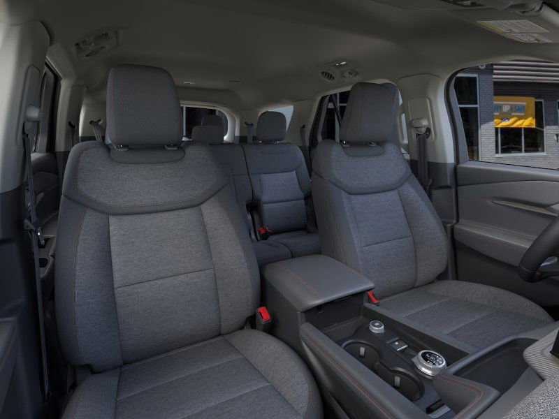 New 2025 Ford Explorer Active image 10