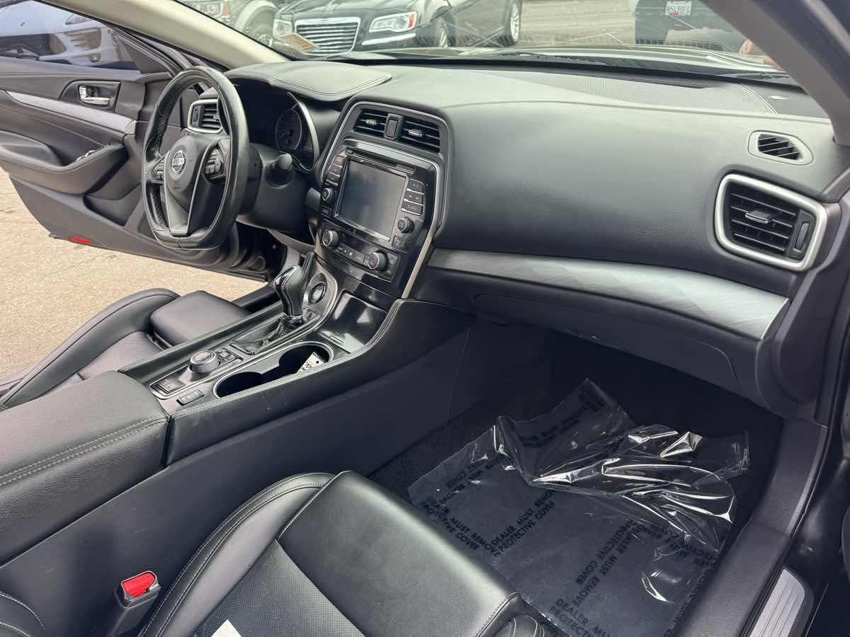 Used 2017 Nissan Maxima 3.5 SV FWD image 14