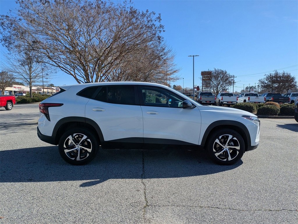 Used 2024 Chevrolet Trax RS image 9