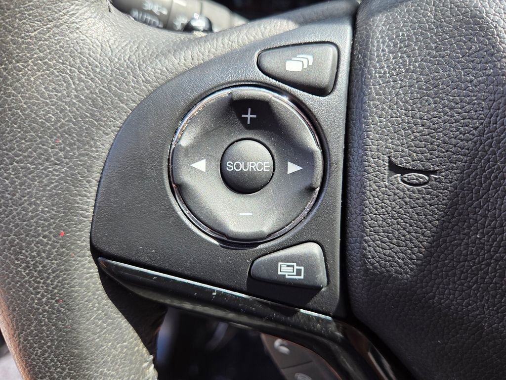 Used 2021 Honda HR-V EX-L image 23