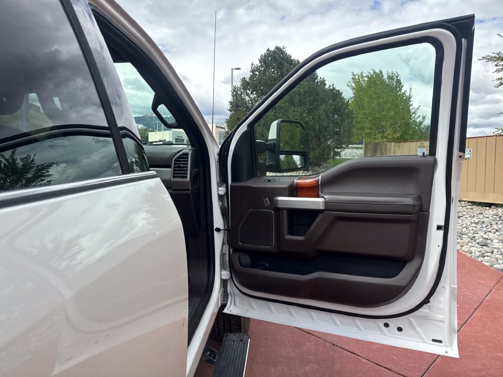 Used 2019 Ford F350 King Ranch w/ King Ranch Ultimate Package AWD/4WD image 28