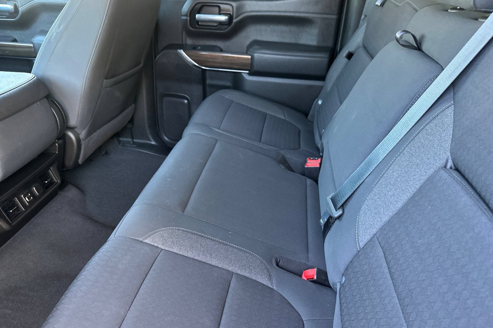 Used 2021 Chevrolet Silverado 1500 RST AWD/4WD image 12
