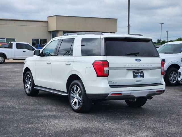 Used 2023 Ford Expedition XLT RWD image 4
