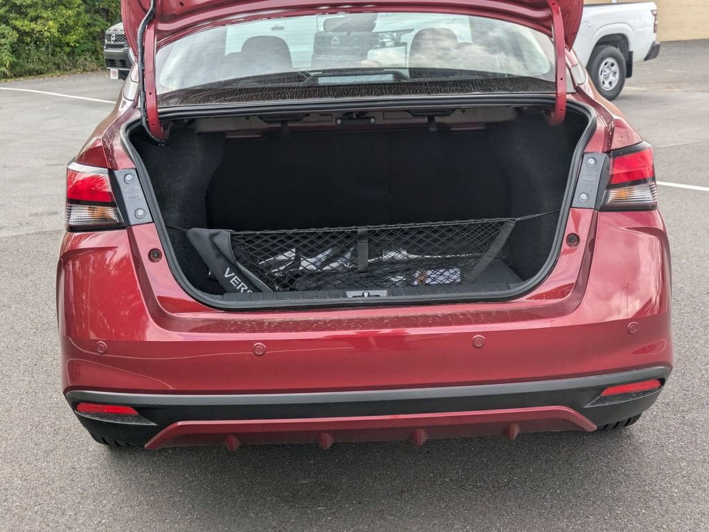 New 2025 Nissan Versa SR w/ Trunk Package image 20