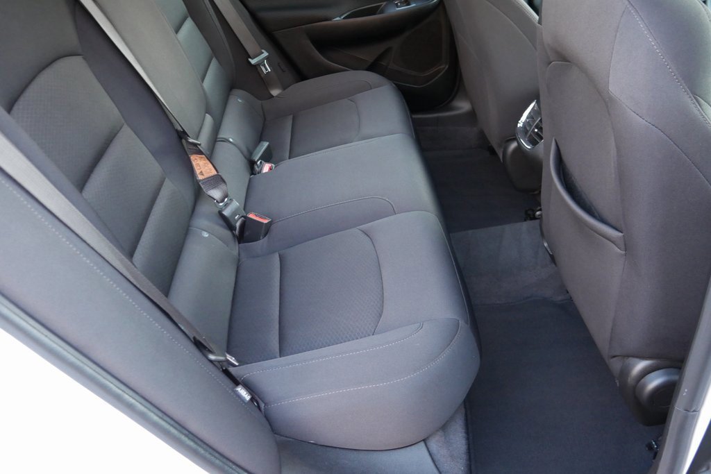 Used 2024 Chevrolet Malibu LT image 25