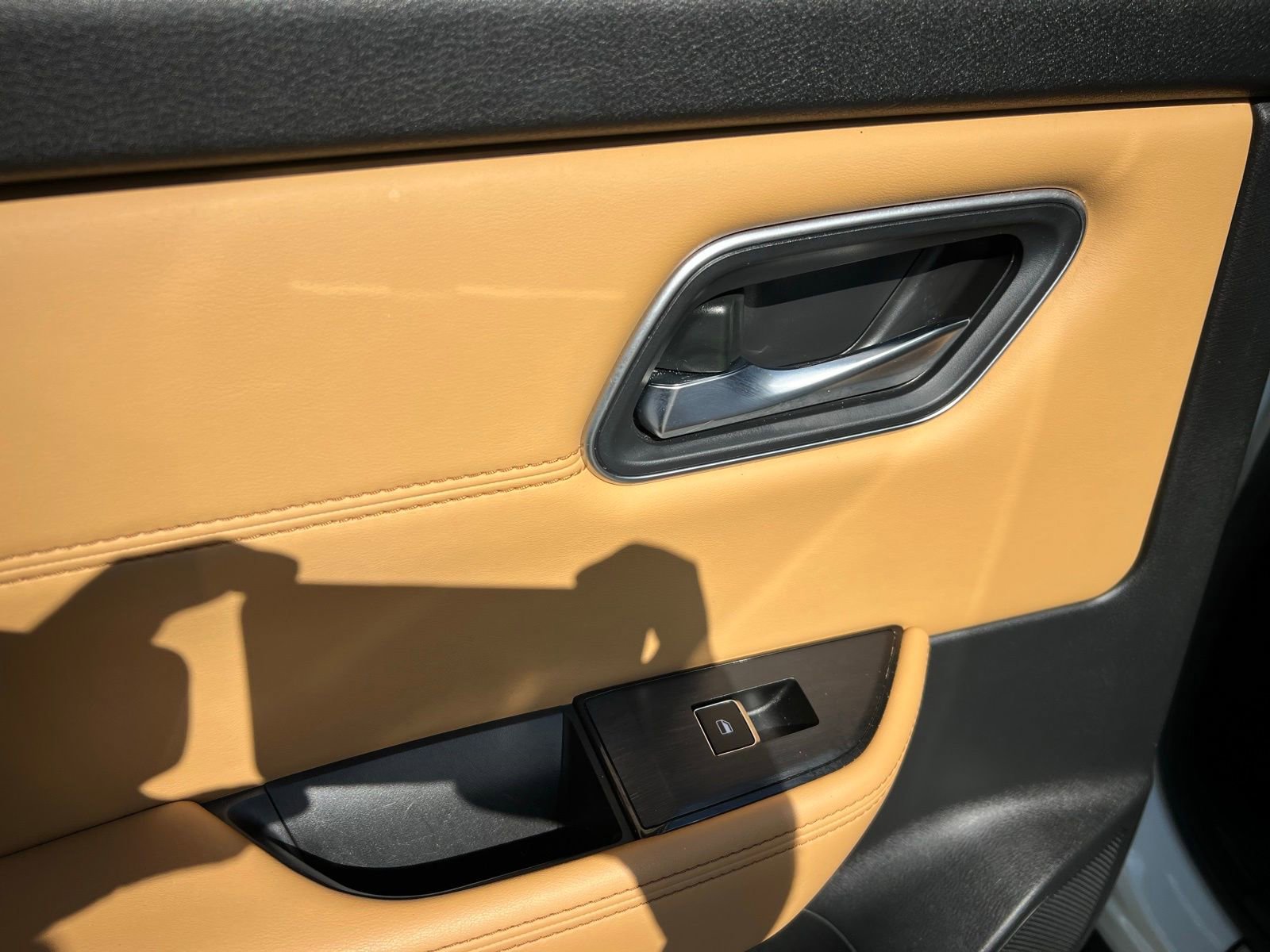 Used 2021 Nissan Rogue Platinum image 46