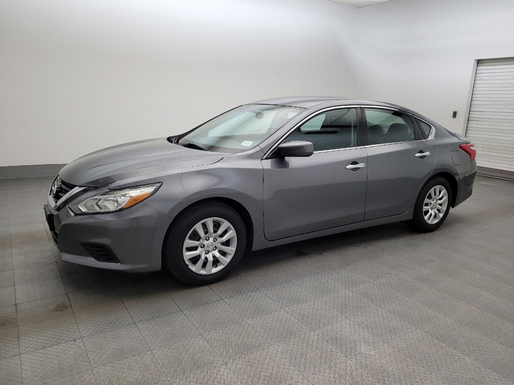 Used 2017 Nissan Altima 2.5 S w/ Power Driver Seat Package FWD image 2