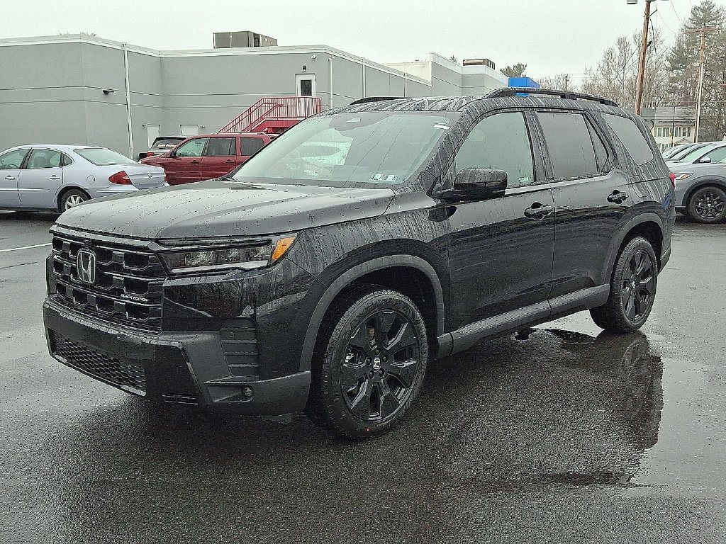 New 2026 Honda Pilot Black Edition image 2